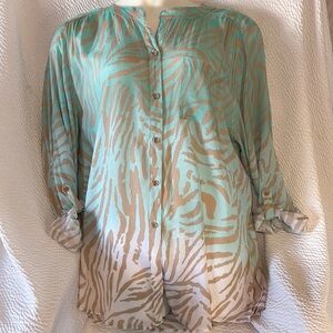 Multiples Green and Tan Button Down Shirt ombré with Mandarin Collar